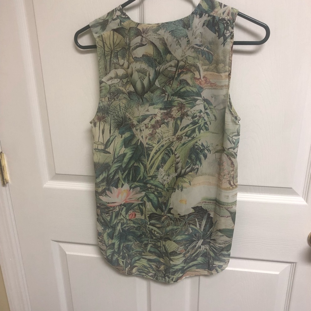 High-Low Sheer Blouse - Picture 5 of 6